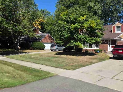 Lawn care service in Lathrup Village, 48076