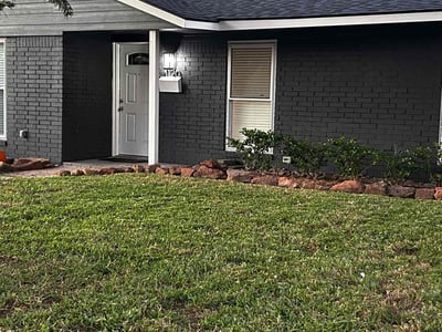 Lawn care service in Deer Park, 77536