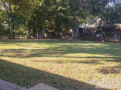 Lawn care service in , 
