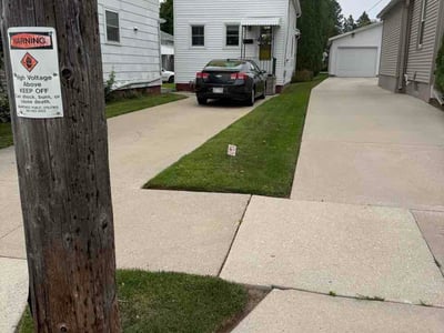 Lawn care service in Manitowoc, 54220