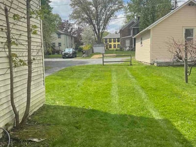 Lawn care service in Saratoga Springs, 12866
