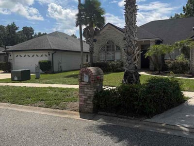 Lawn care service in Jacksonville, 32258