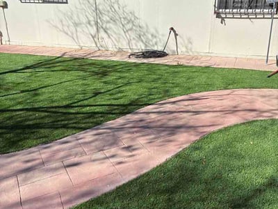 Lawn care service in El Paso, 79924