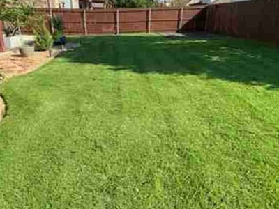 Lawn care service in Grand Prairie, 75054