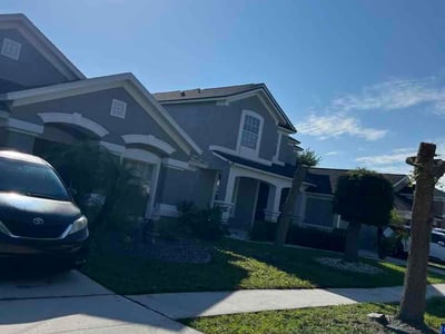 Lawn care service in Riverview, 33579