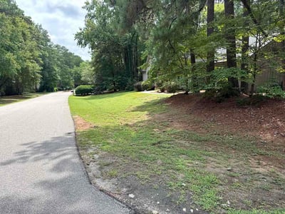 Lawn care service in Cary, 27518