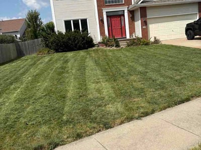 Lawn care service in Ankeny, 50023