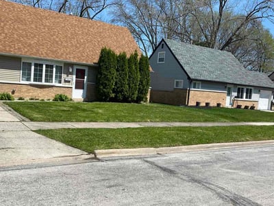 Lawn care service in Park Forest, 60466