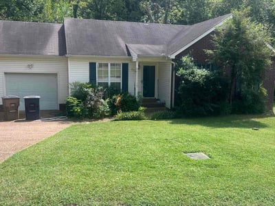 Lawn care service in Nashville, 37214