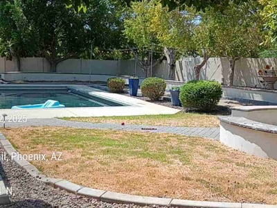Lawn care service in Phoenix, 85044