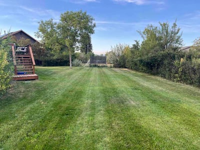 Lawn care service in Helena, 59601