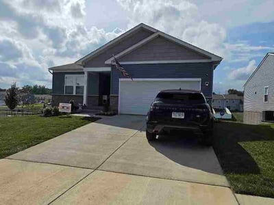 Lawn care service in Charles Town, 25414