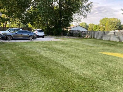 Lawn care service in Martinsville, 46151