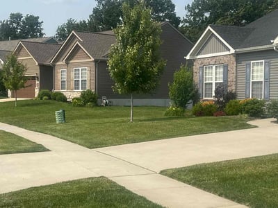 Lawn care service in Wentzville, 63385