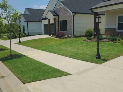 Lawn care service in Chattanooga, 37421