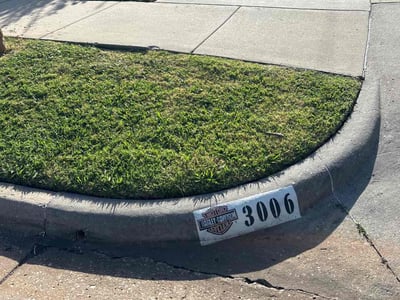 Lawn care service in Oklahoma City, 73107