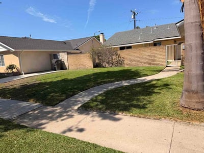 Lawn care service in Huntington Beach, 92646