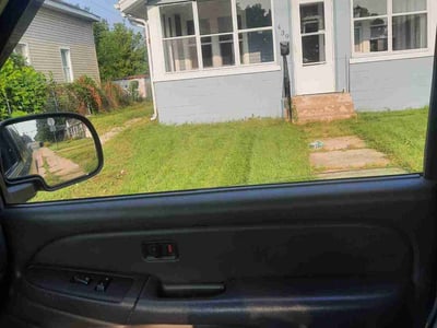 Lawn care service in South Bend, 46615