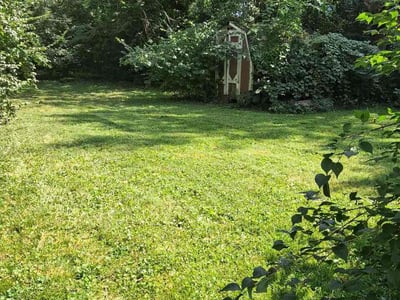 Lawn care service in Lexington, 40503