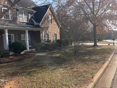 Lawn care service in Covington, 30016