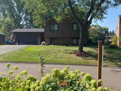 Lawn care service in Maple Grove, 55369