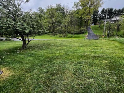 Lawn care service in Harrisburg, 17112