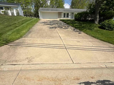 Lawn care service in Bedford Heights, 44146