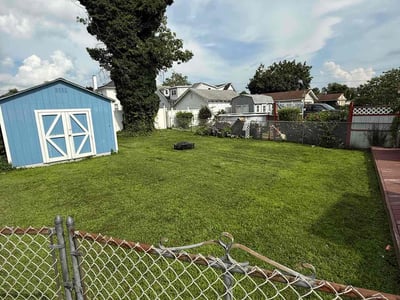 Lawn care service in Burlington, 08016