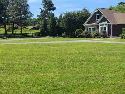 Lawn care service in Adairsville, 30103