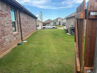 Lawn care service in Azle, 76020