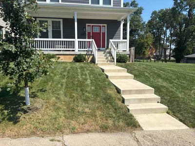 Lawn care service in Indianapolis, 46205