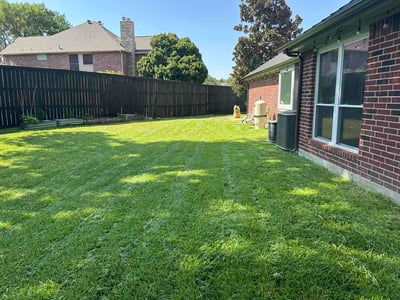 Lawn care service in Frisco, 75035