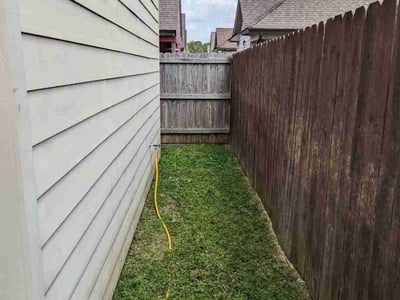 Lawn care service in Broussard, 70518