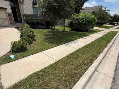 Lawn care service in Pflugerville, 78660