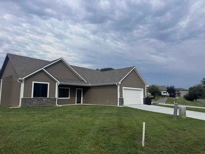 Lawn care service in Plattsburg, 64477