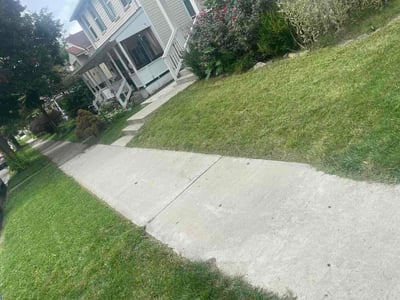 Lawn care service in Columbus, 43201