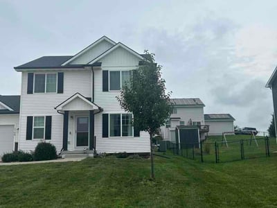 Lawn care service in Indianola, 50125