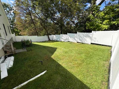 Lawn care service in Youngstown, 44502