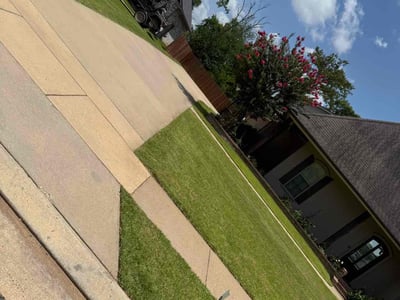 Lawn care service in Bossier City, 71111