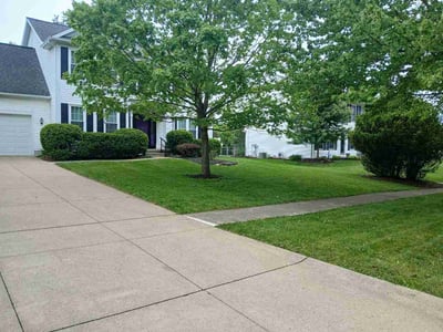 Lawn care service in Medina, 44256