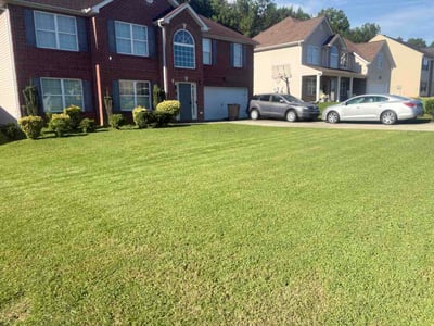 Lawn care service in Rex, 30273