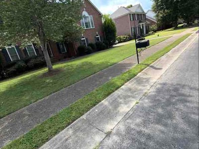 Lawn care service in Nashville, 37221