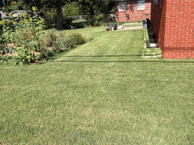 Lawn care service in Warr Acres, 73122