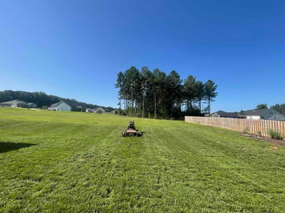 Lawn care service in York, 29745