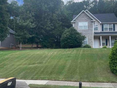 Lawn care service in Dallas, 30132