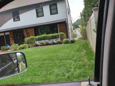 Lawn care service in Rockville Centre, 11570