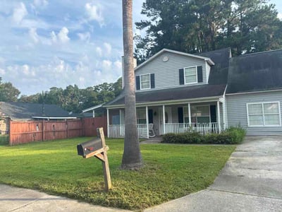 Lawn care service in Savannah, 31419