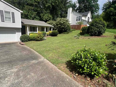 Lawn care service in Marietta, 30066