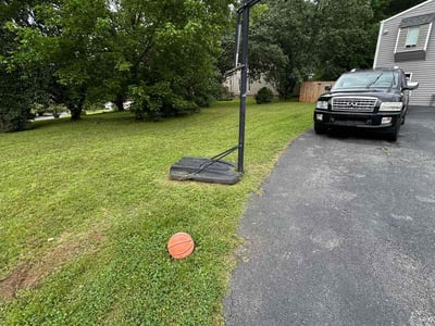 Lawn care service in Woodstock, 30189