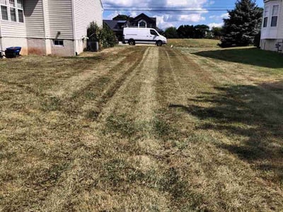 Lawn care service in York, 17404